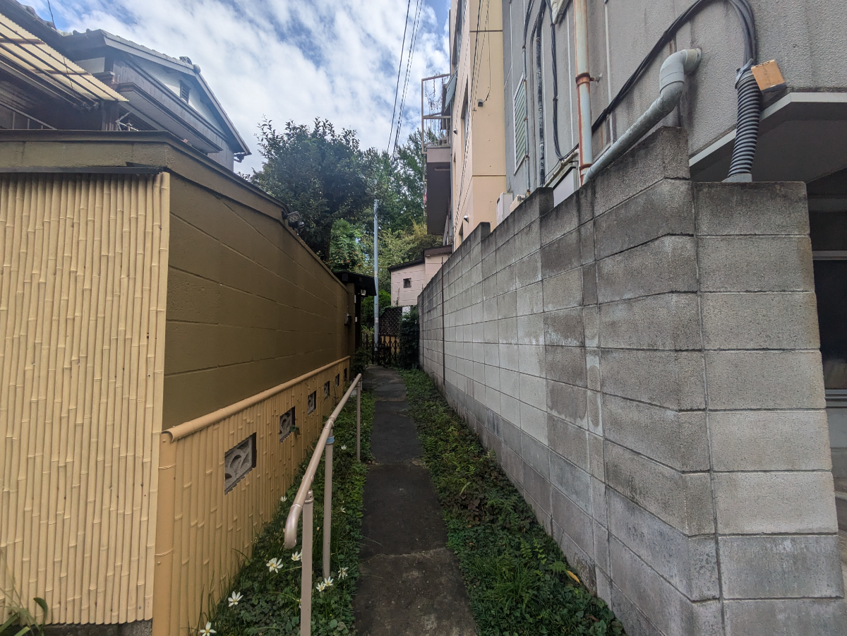 v20250305174101/fresh/building/J00100360264_10