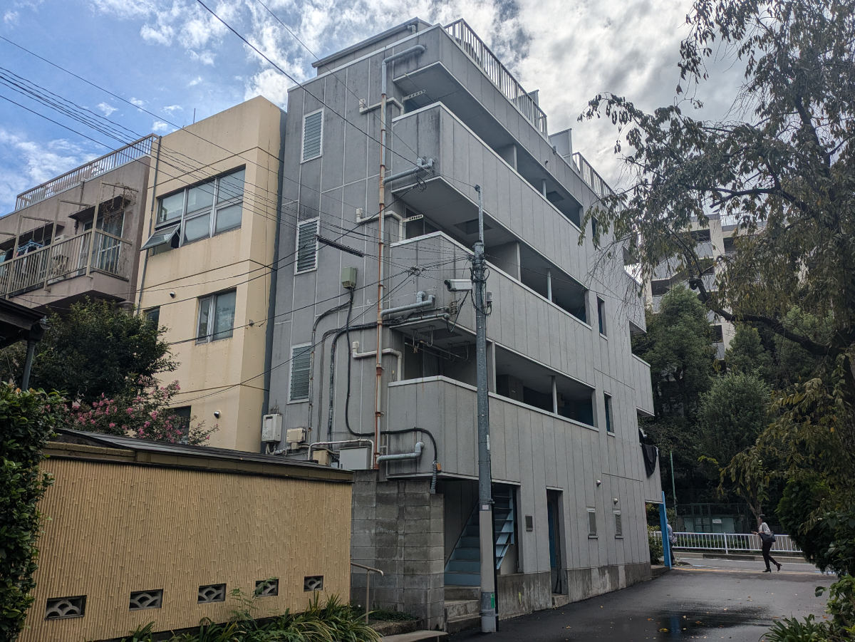 v20250305174101/fresh/building/J00100360264_9