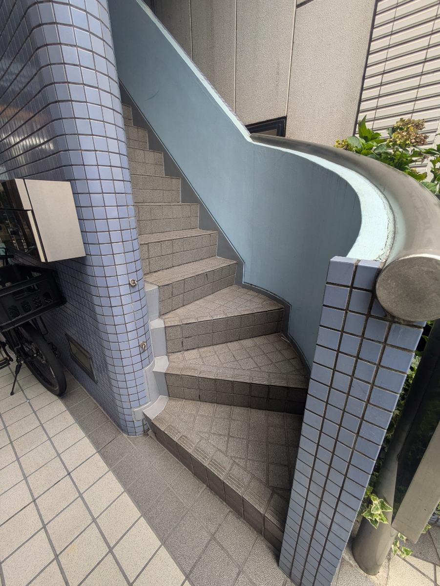 v20250305174101/fresh/building/J00100387708_4