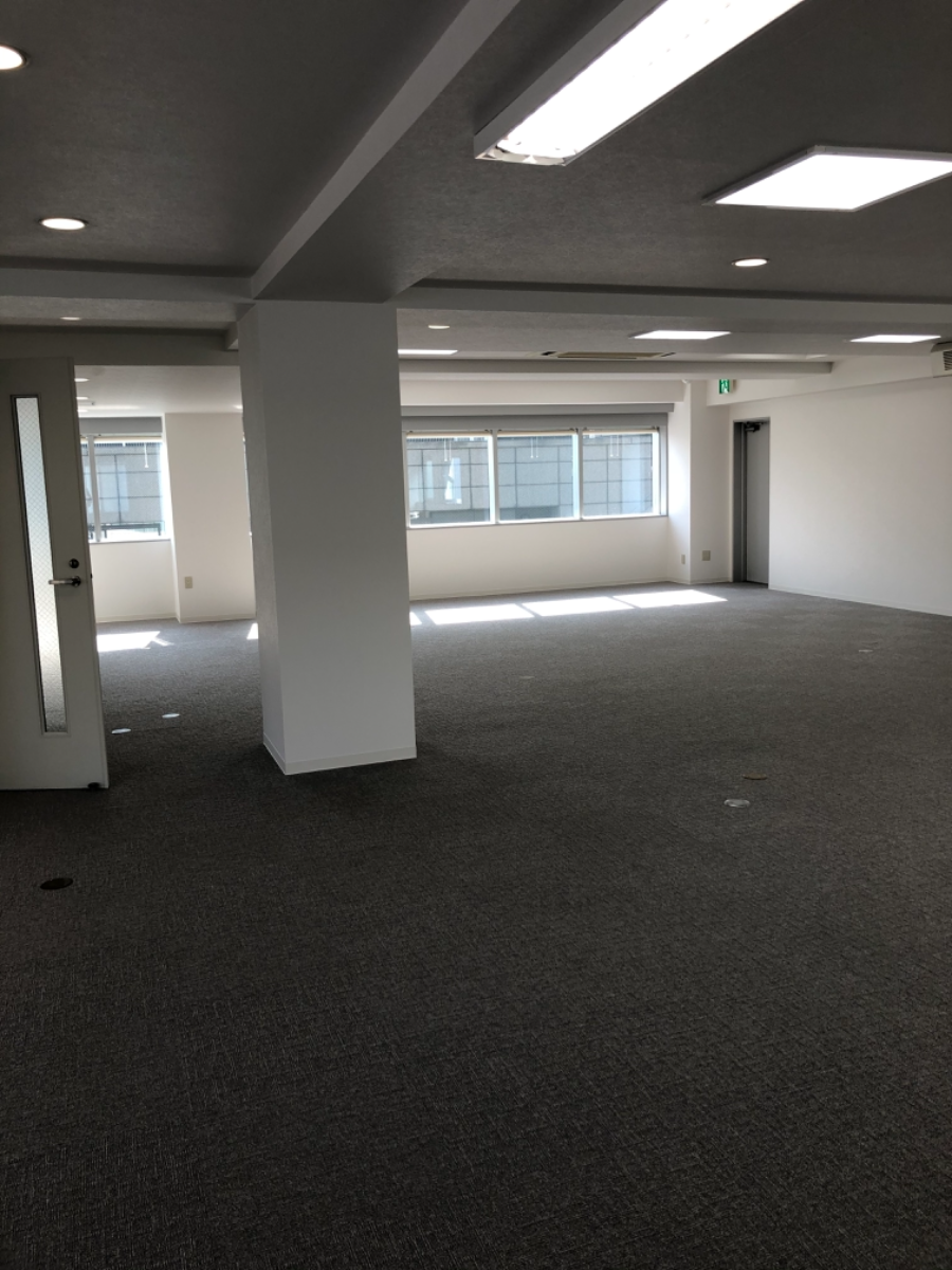 v20250307174110/fresh/building/J00100356522_23