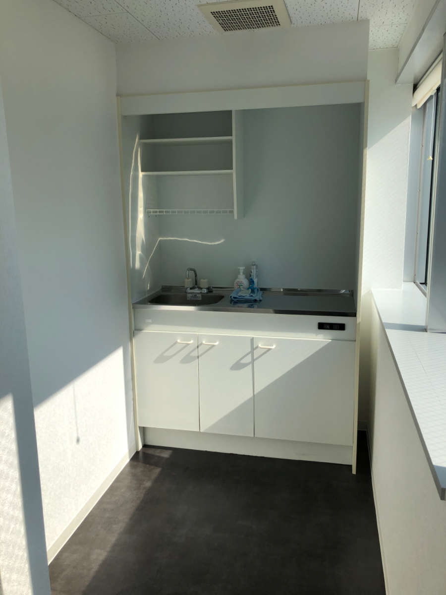 v20250307174110/fresh/building/J00100356522_27