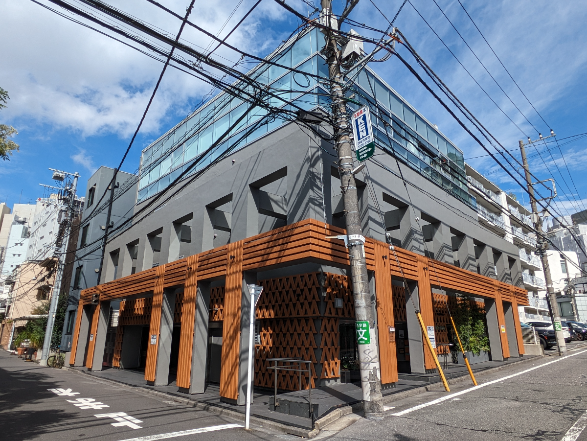 v20250307174110/fresh/building/J00100356522_9