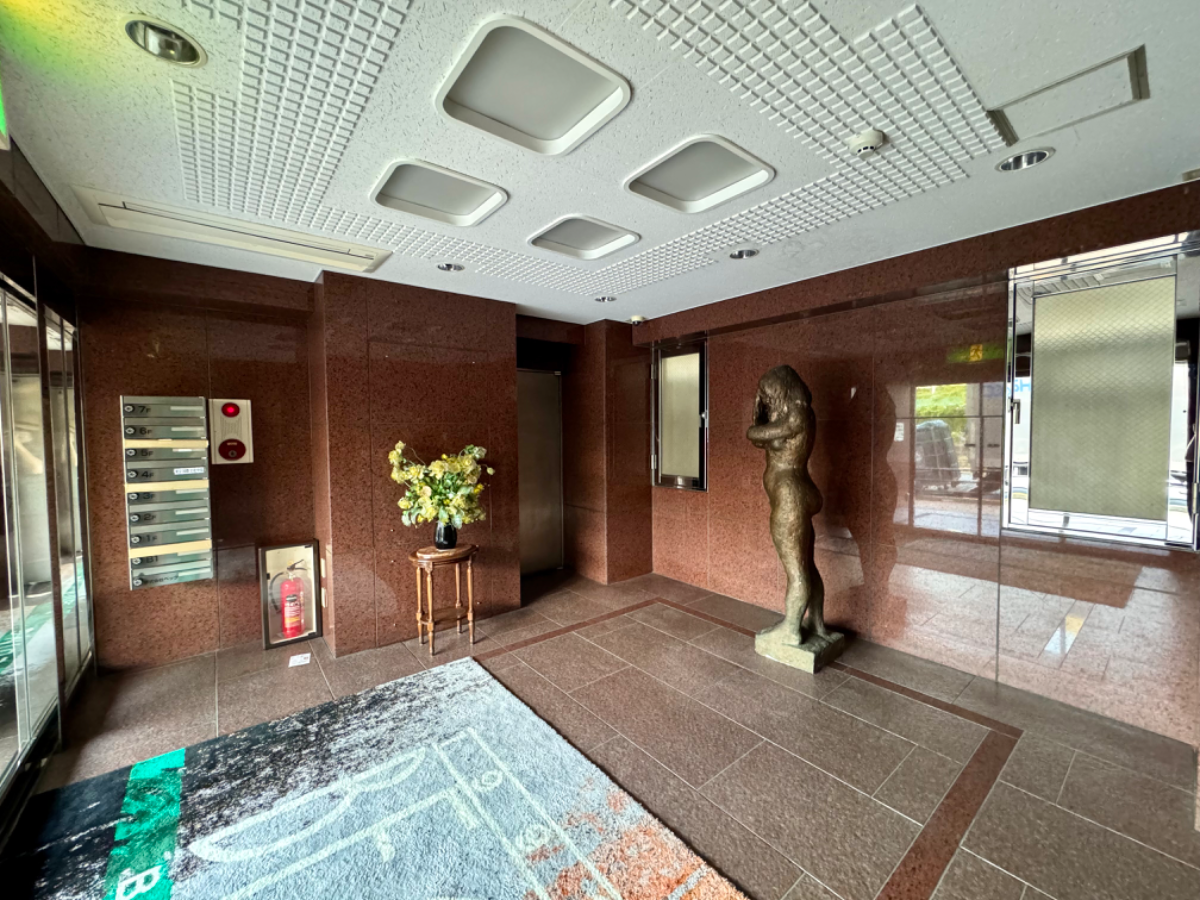 v20250312174058/fresh/building/J00100369146_15