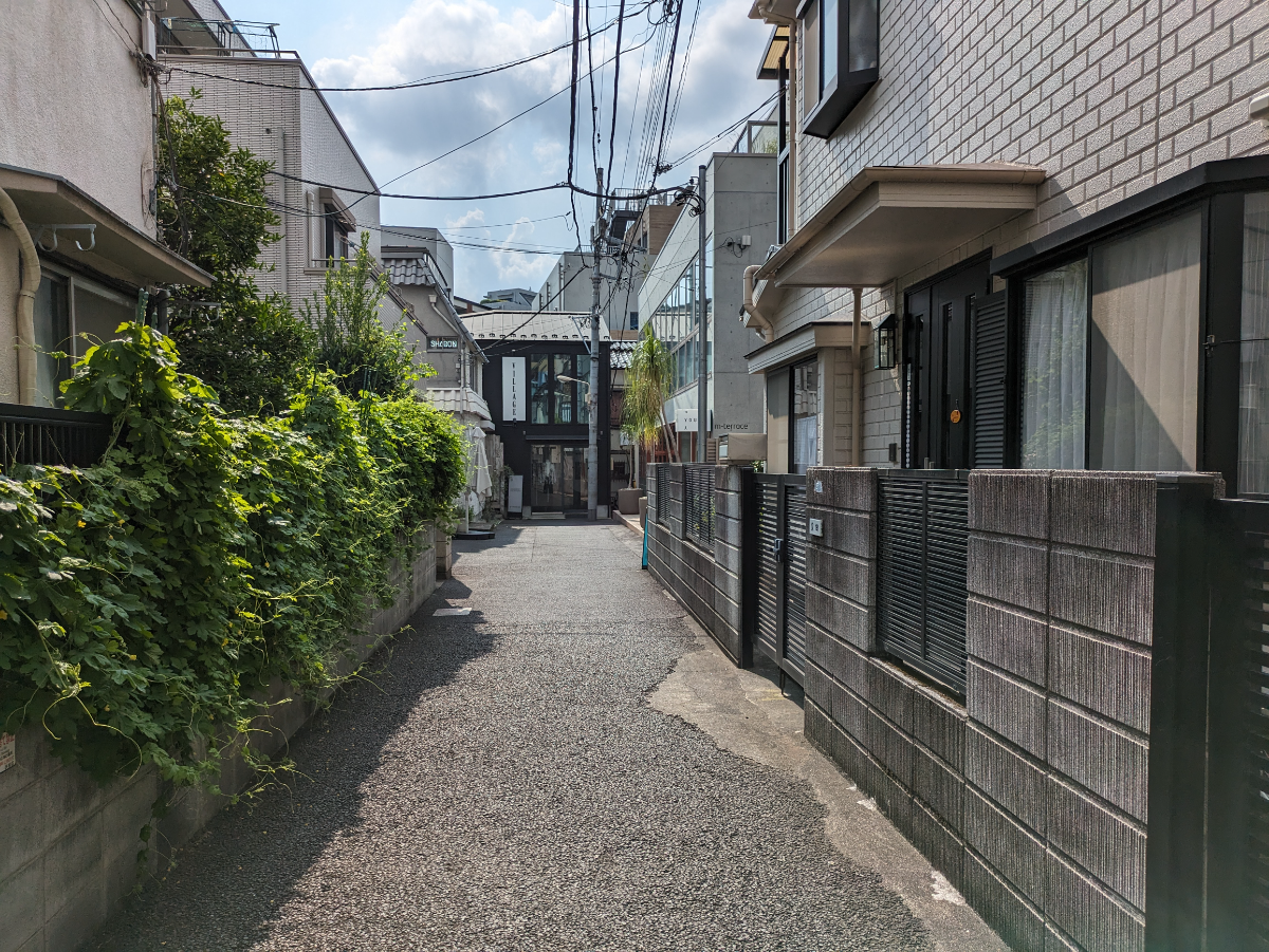 v20250316174027/fresh/building/J00100368561_9
