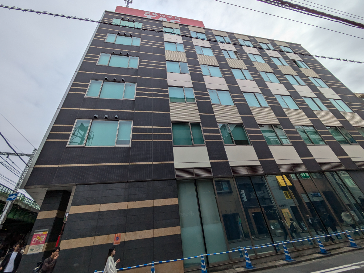 v20250319174131/fresh/building/J00100362842_13