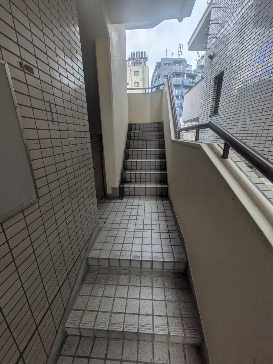 v20250319174131/fresh/building/J00100365366_9