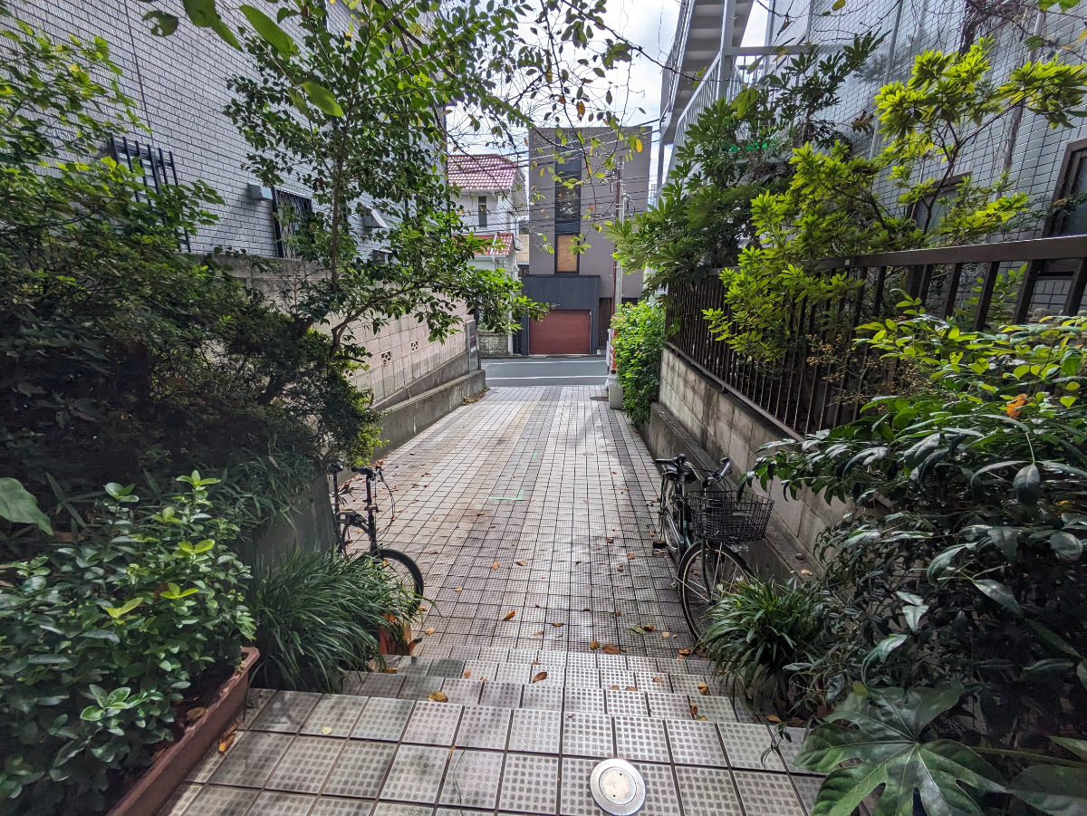 v20250319174131/fresh/building/J00100368634_9