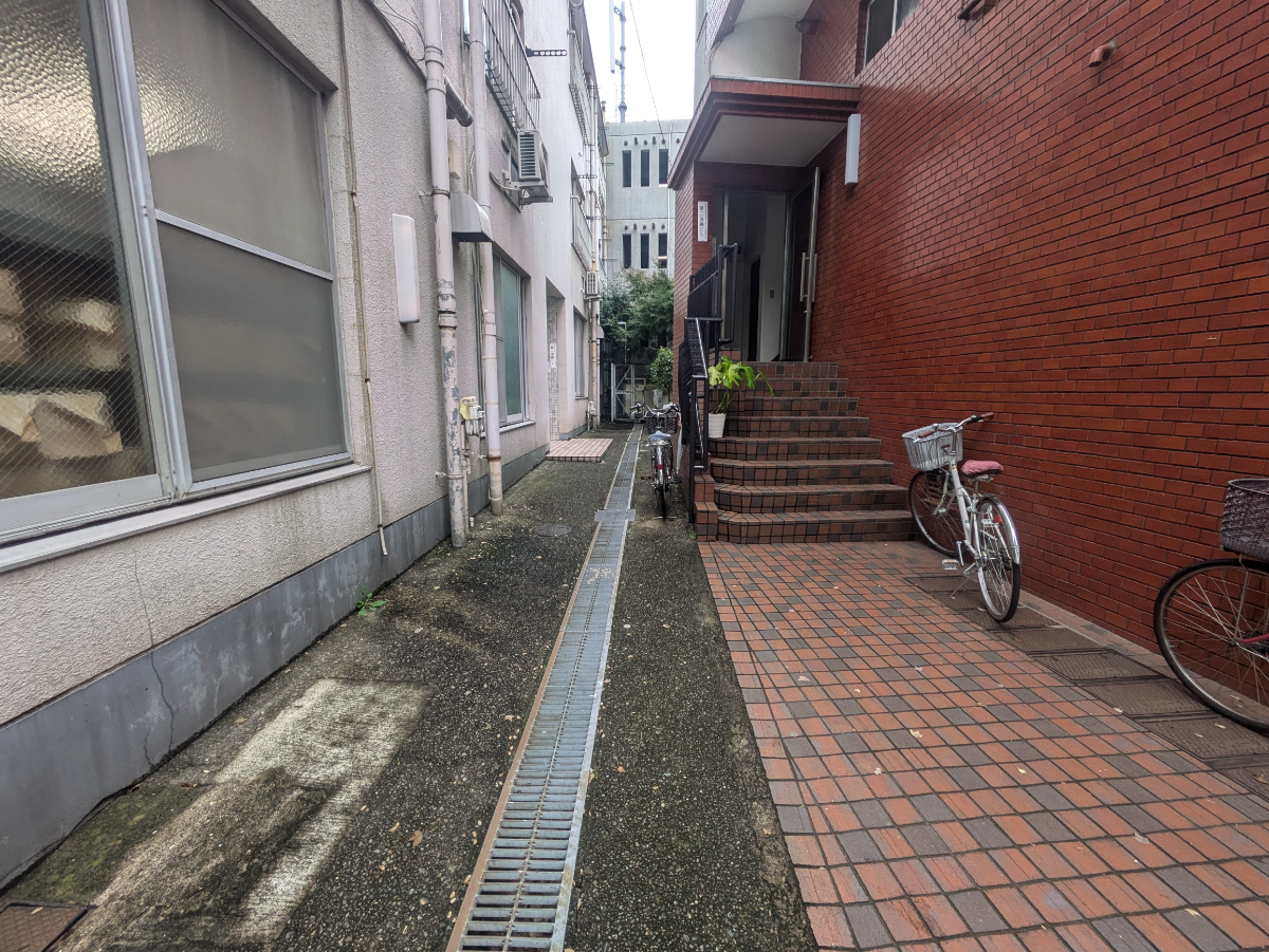 v20250319174131/fresh/building/J00100370077_10