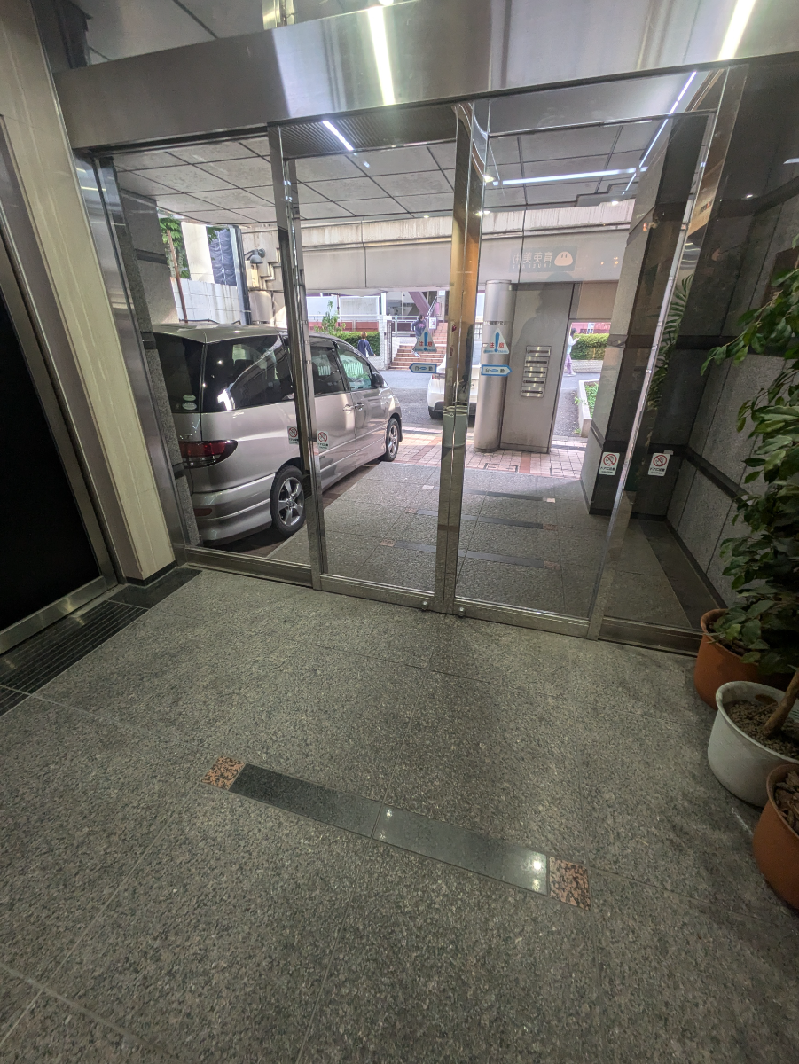 v20250402150806/fresh/building/J00100359294_12