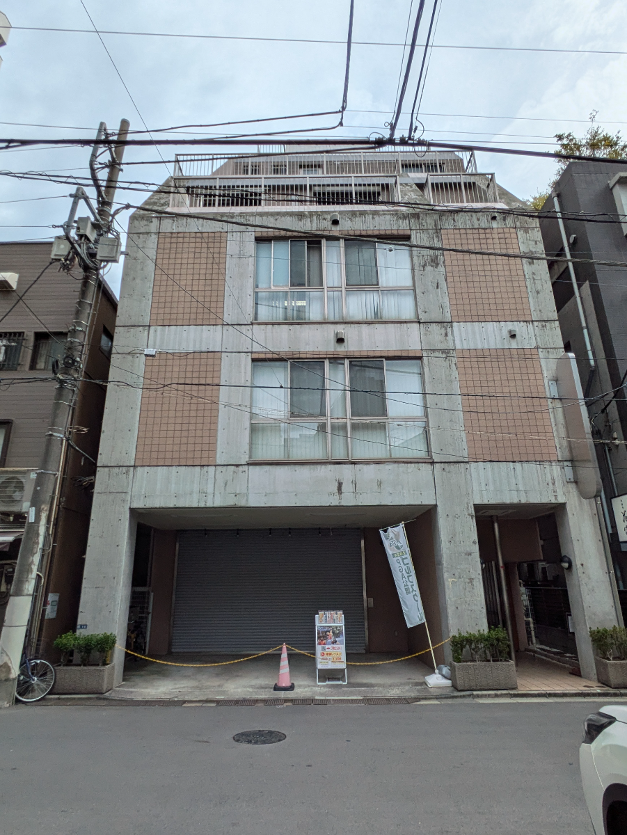 v20250403150658/fresh/building/J00100361079_6