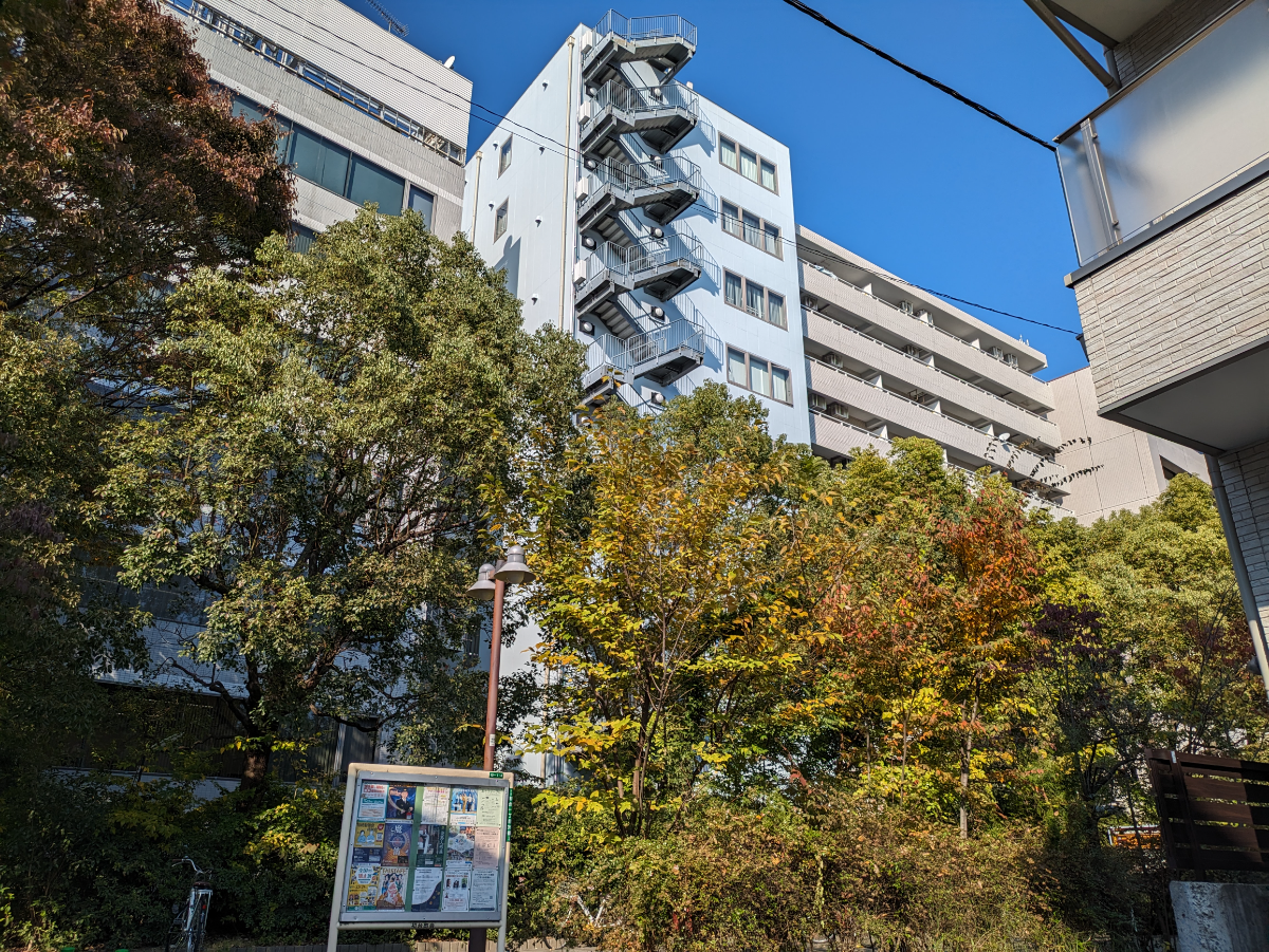 v20250403150658/fresh/building/J00100366576_14