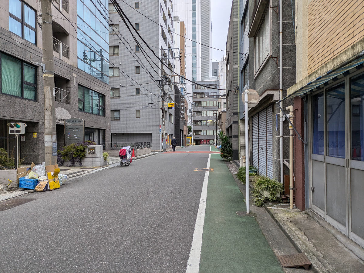 v20250427002254/fresh/building/J00100385740_2