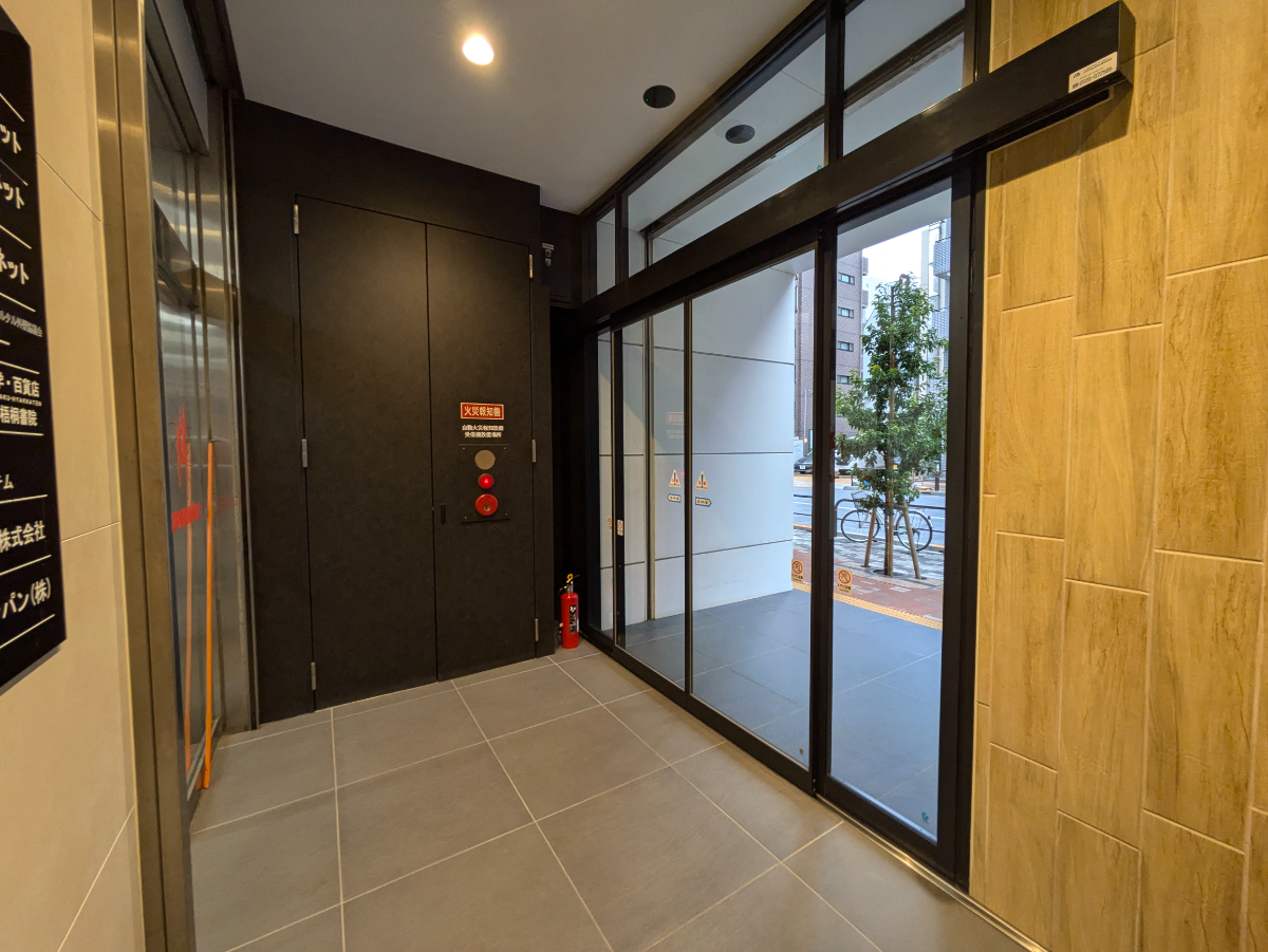 v20250427002254/fresh/building/J00100385745_16