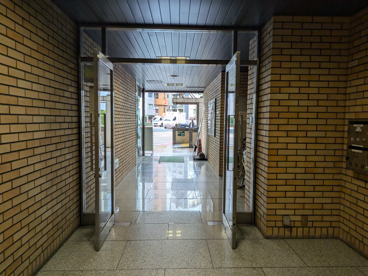 v20250427002254/fresh/building/J00100386326_12