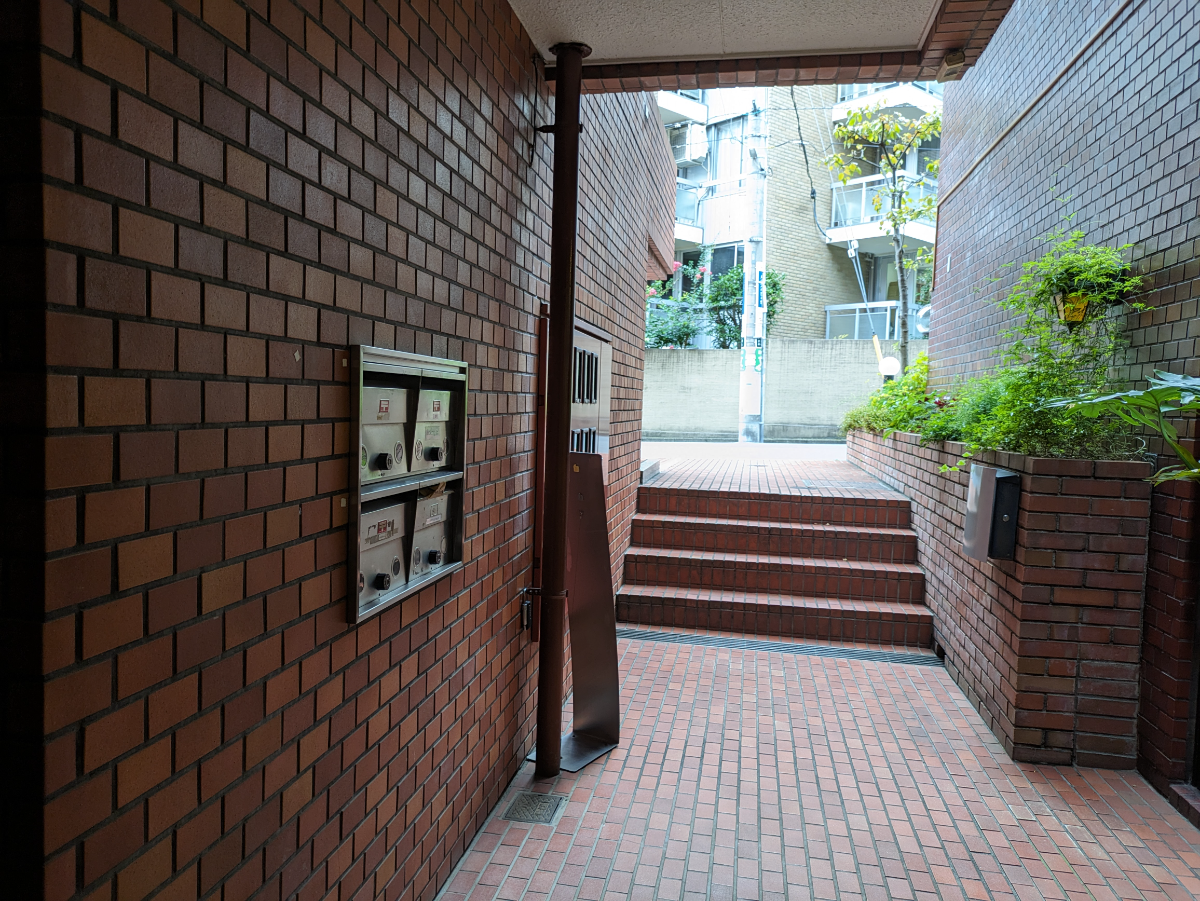 v20250427002254/fresh/building/J00100386985_14