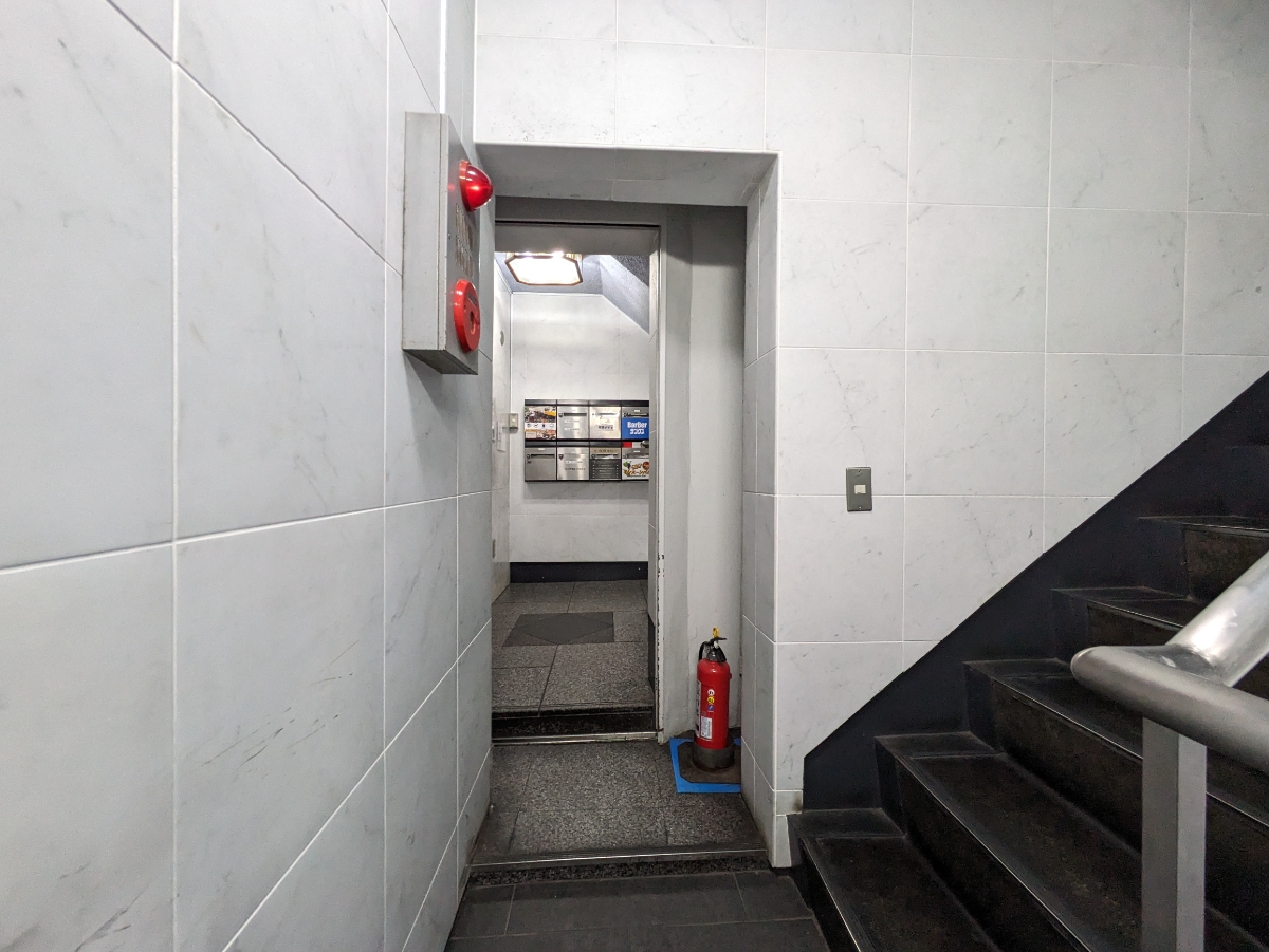 v20250427002254/fresh/building/J00100387015_14