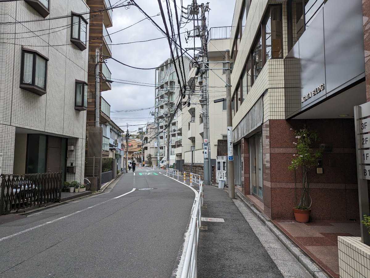 v20250427002254/fresh/building/J00100387050_2