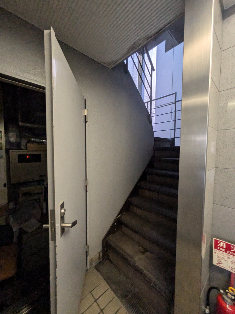 v20250427002254/fresh/building/J00100387112_12