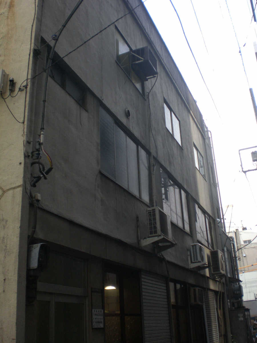 v20250427002254/fresh/building/J00100387127_1