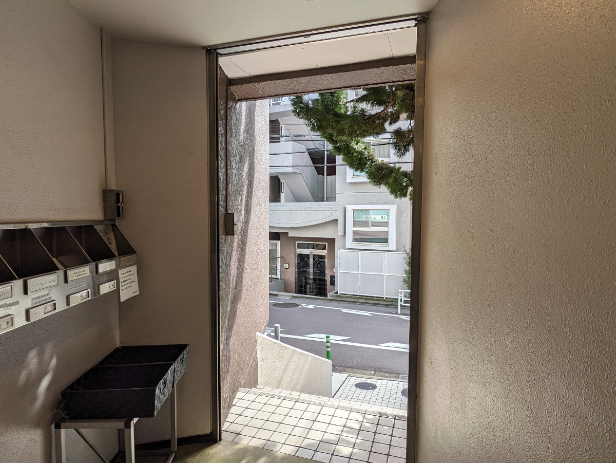 v20250427002254/fresh/building/J00100387148_19