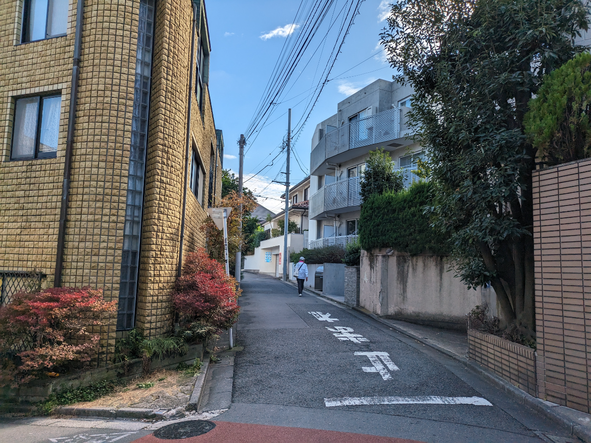 v20250427002254/fresh/building/J00100387179_20