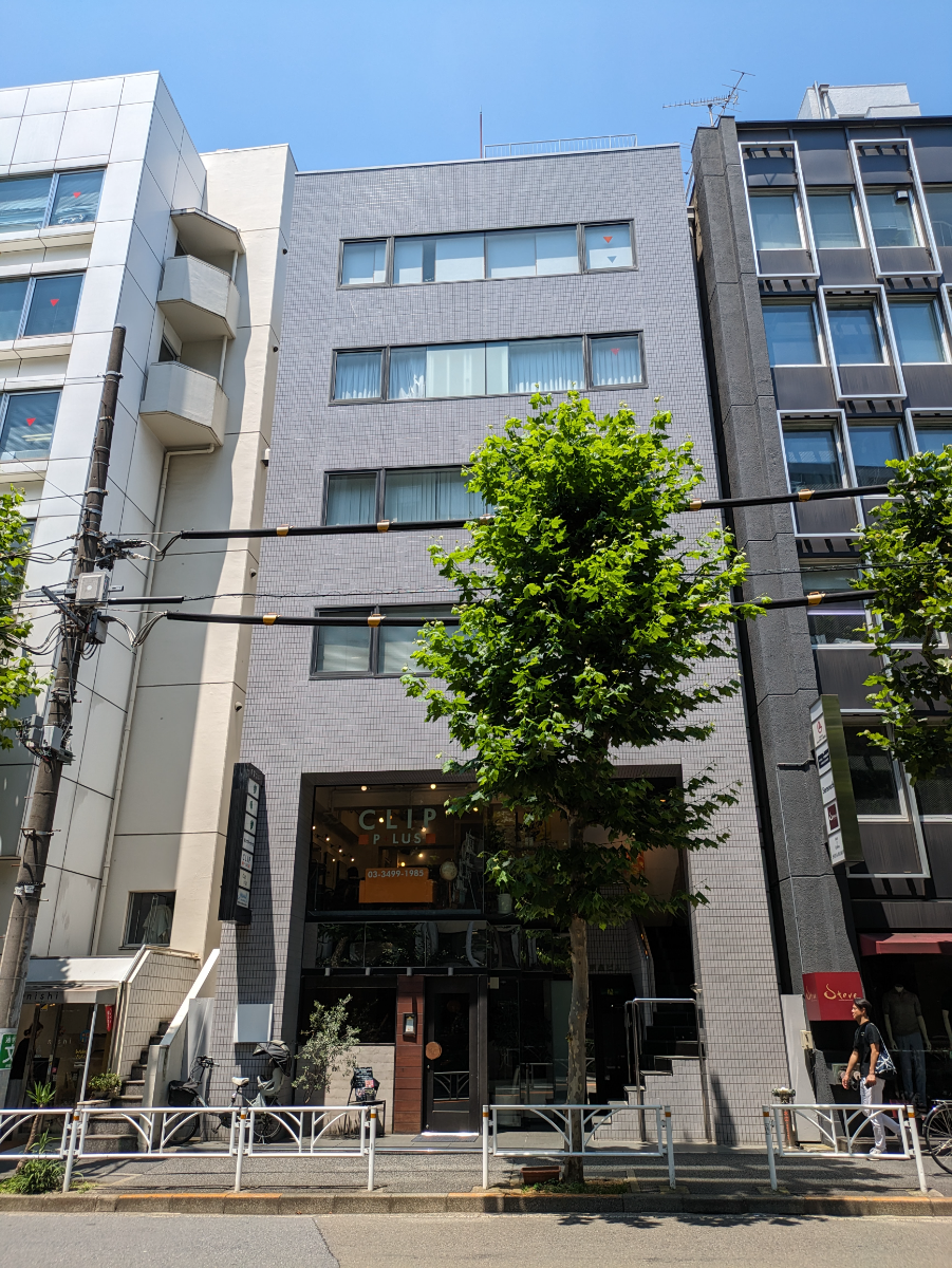 v20250427002254/fresh/building/J00100387216_1