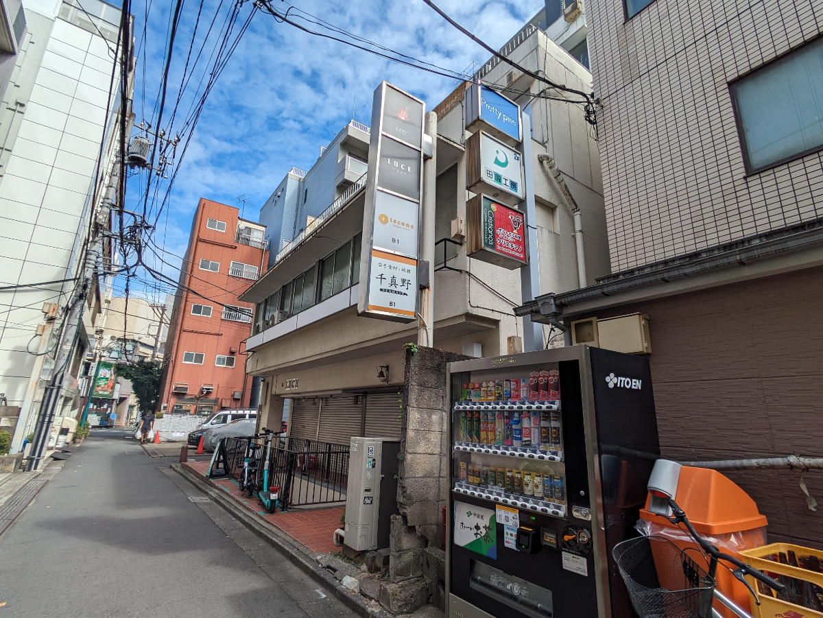 v20250427002254/fresh/building/J00100387241_7