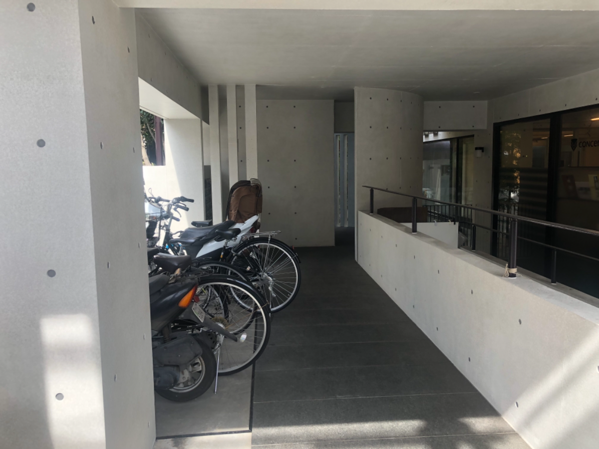 v20250427002254/fresh/building/J00100387295_3