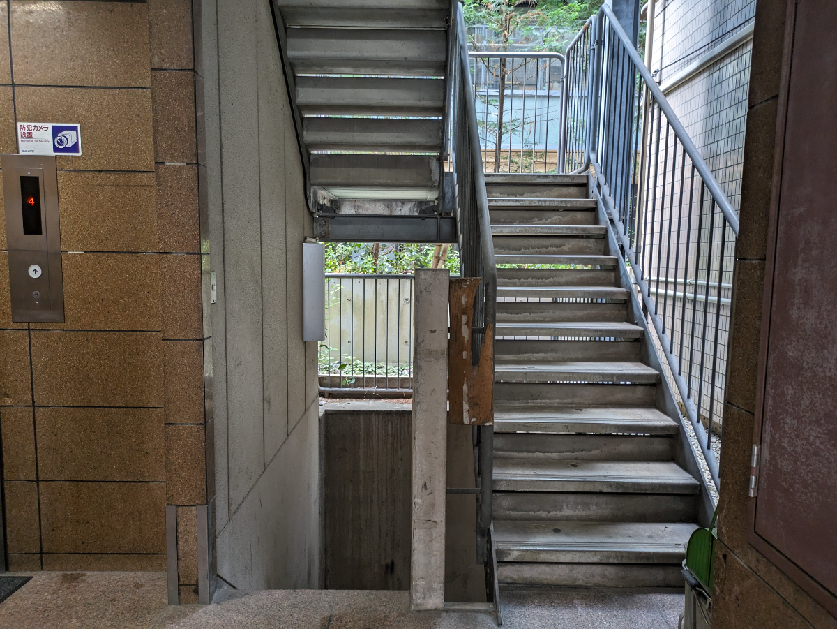 v20250427002254/fresh/building/J00100387348_8
