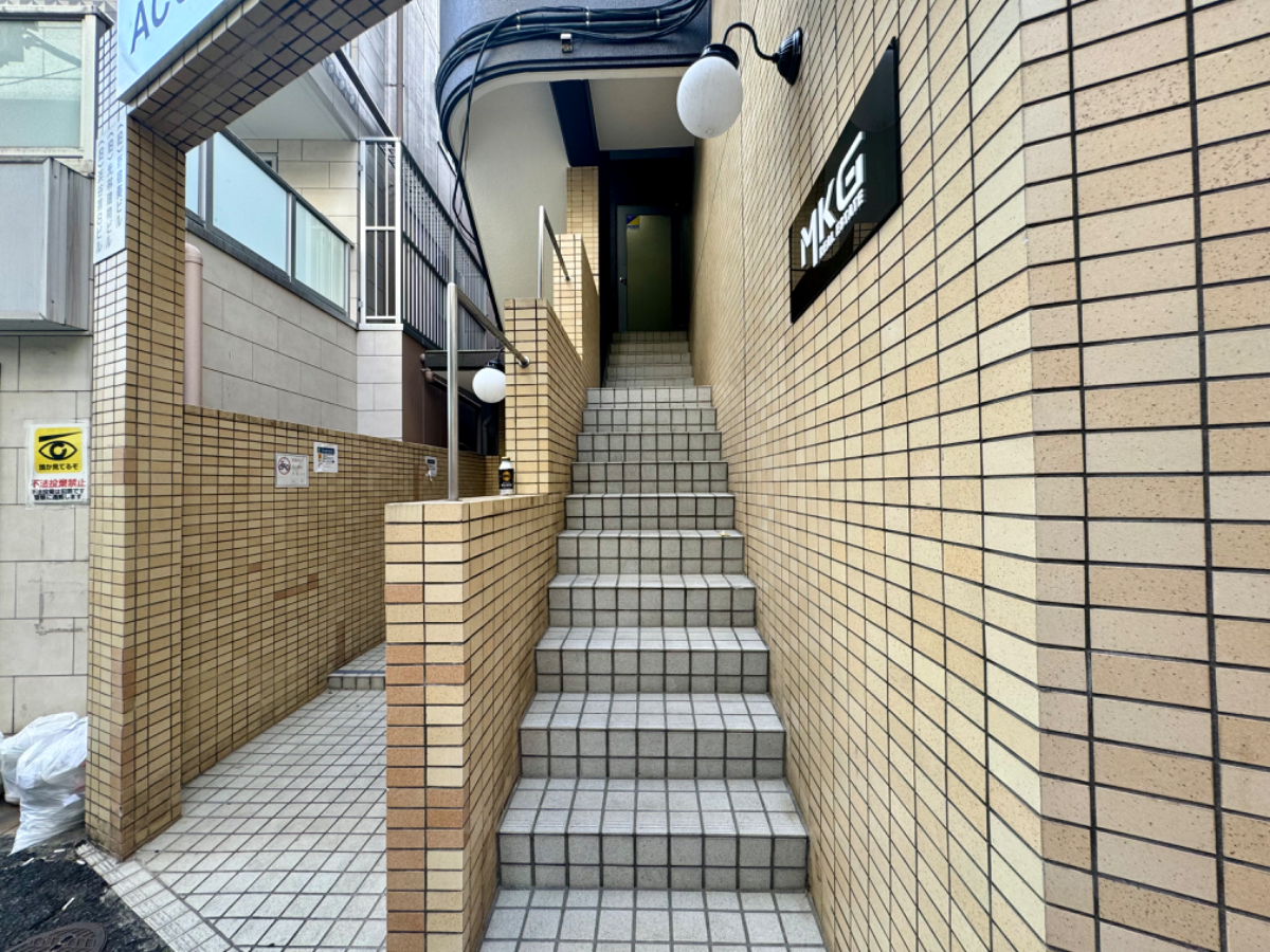 v20250427002254/fresh/building/J00100387520_7