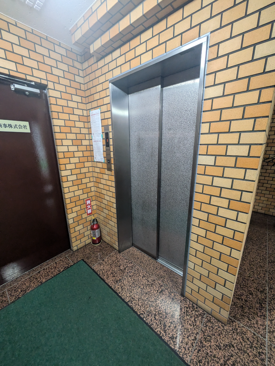 v20250427002254/fresh/building/J00100387560_4