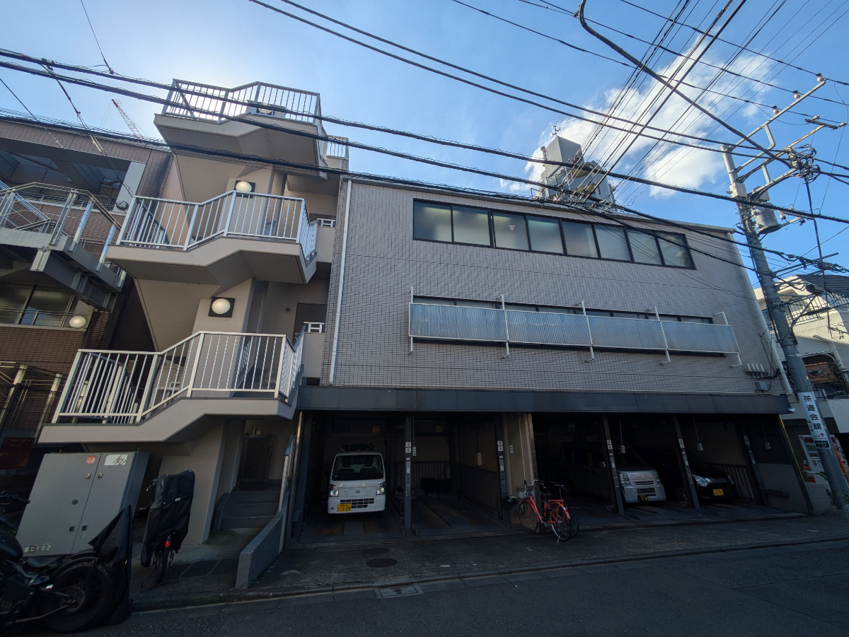 v20250427002254/fresh/building/J00100387642_4