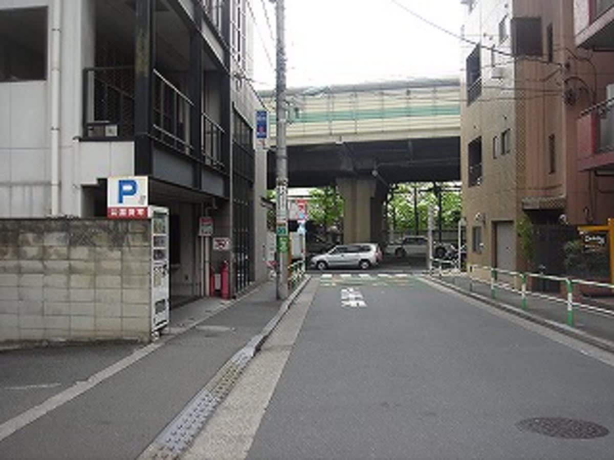 v20250427002254/fresh/building/J00100387710_2