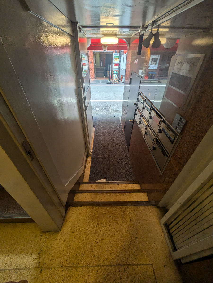 v20250427002254/fresh/building/J00100388013_9