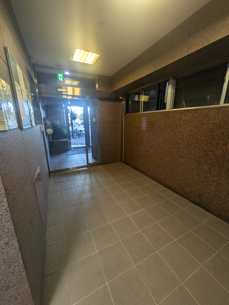 v20250427002254/fresh/building/J00100388202_12