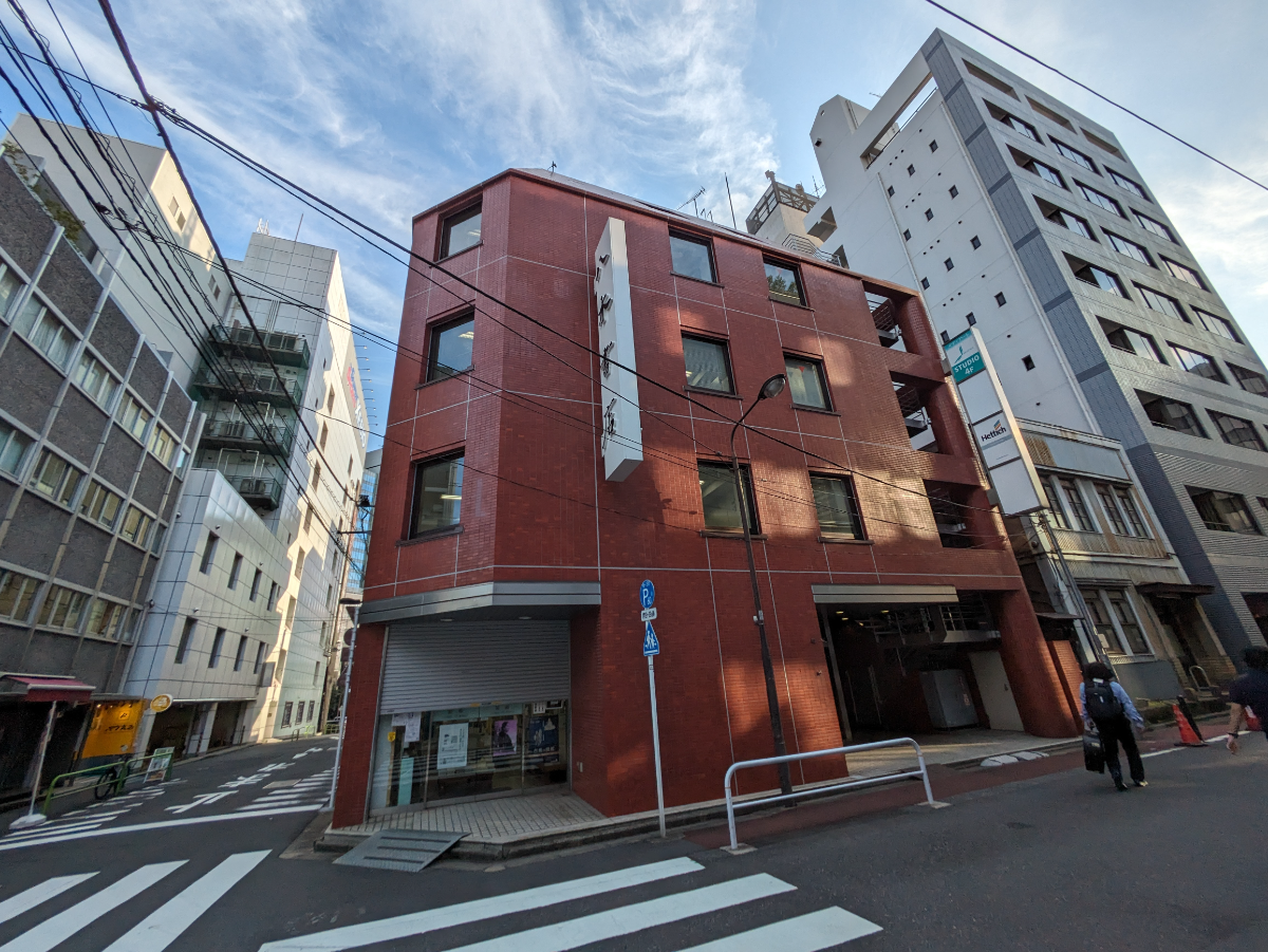 v20250427002254/fresh/building/J00100388210_1