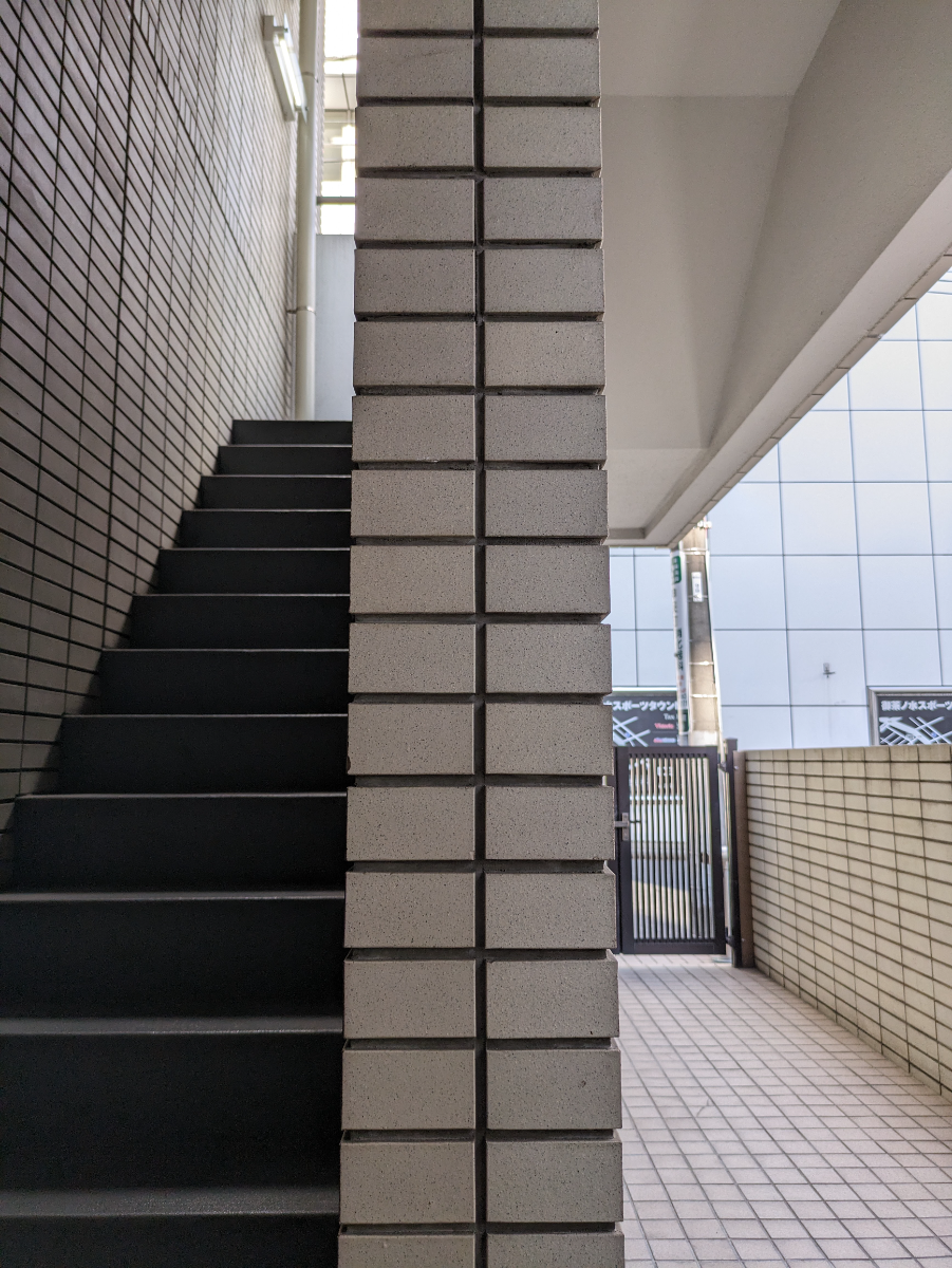 v20250427002254/fresh/building/J00100388213_6