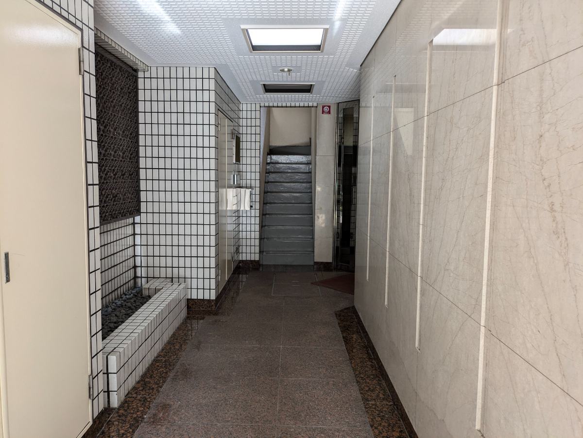 v20250427002254/fresh/building/J00100388268_10