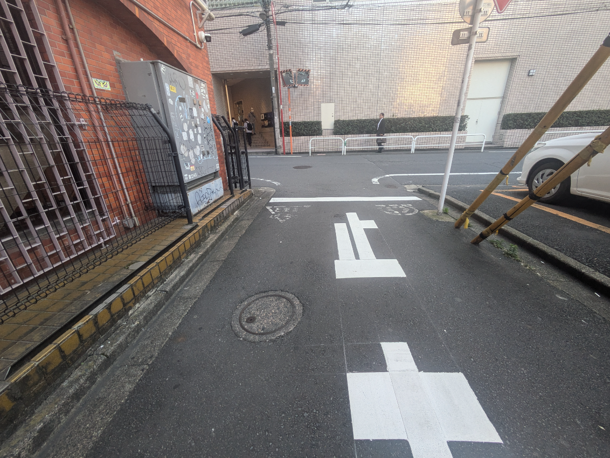 v20250427002254/fresh/building/J00100388350_9