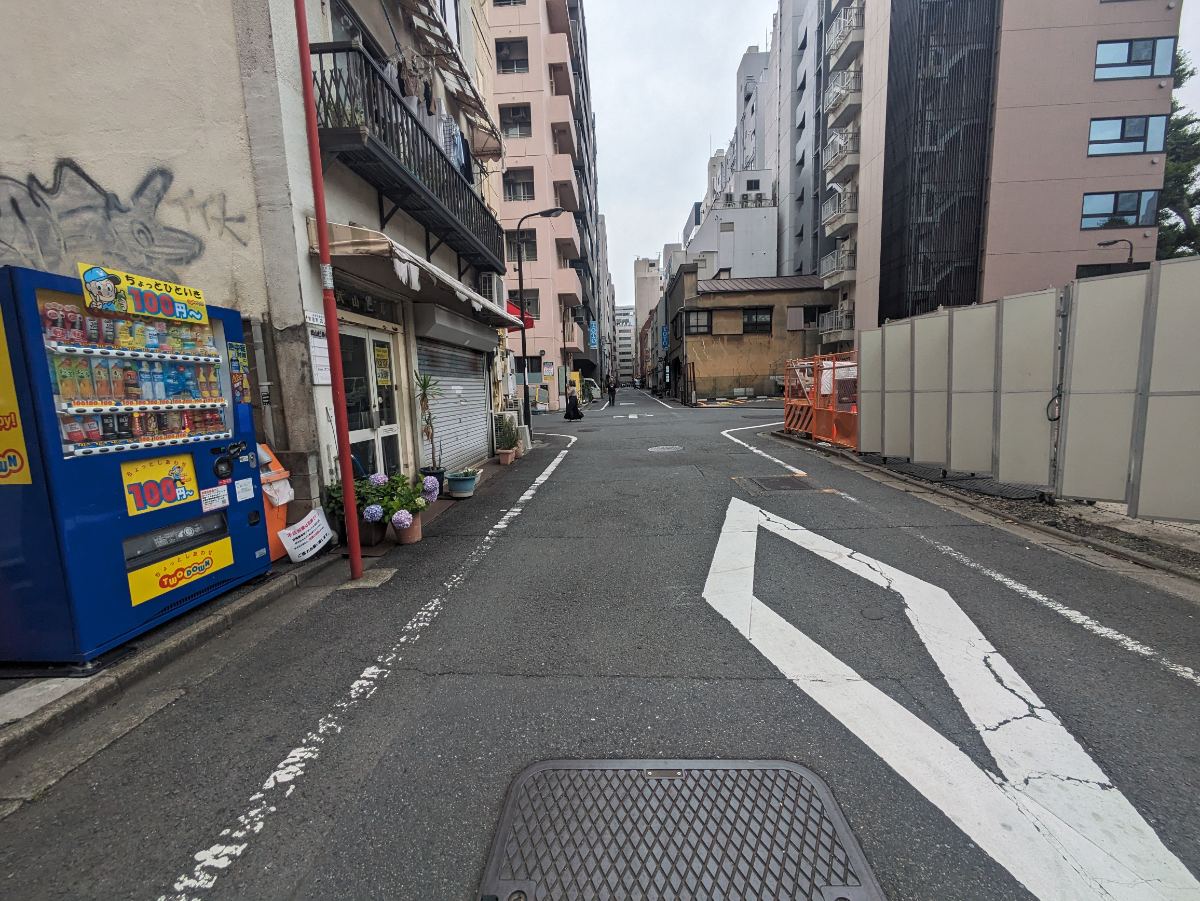 v20250427002254/fresh/building/J00100388399_12