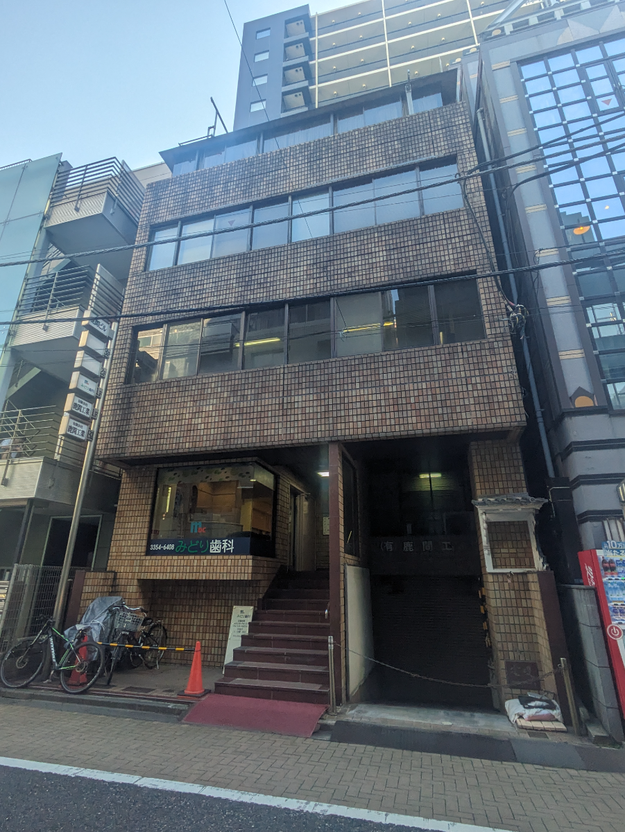 v20250427002254/fresh/building/J00100388443_1
