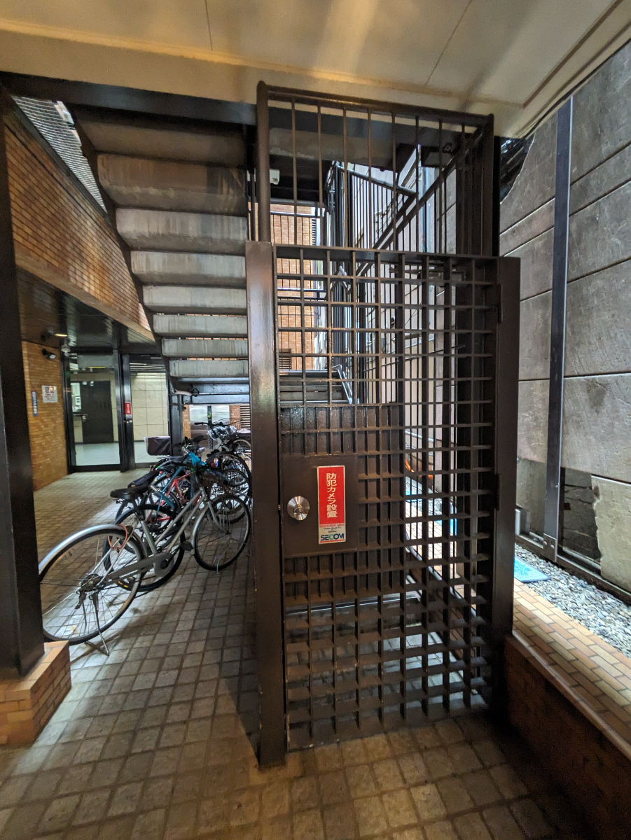 v20250427002254/fresh/building/J00100388445_4
