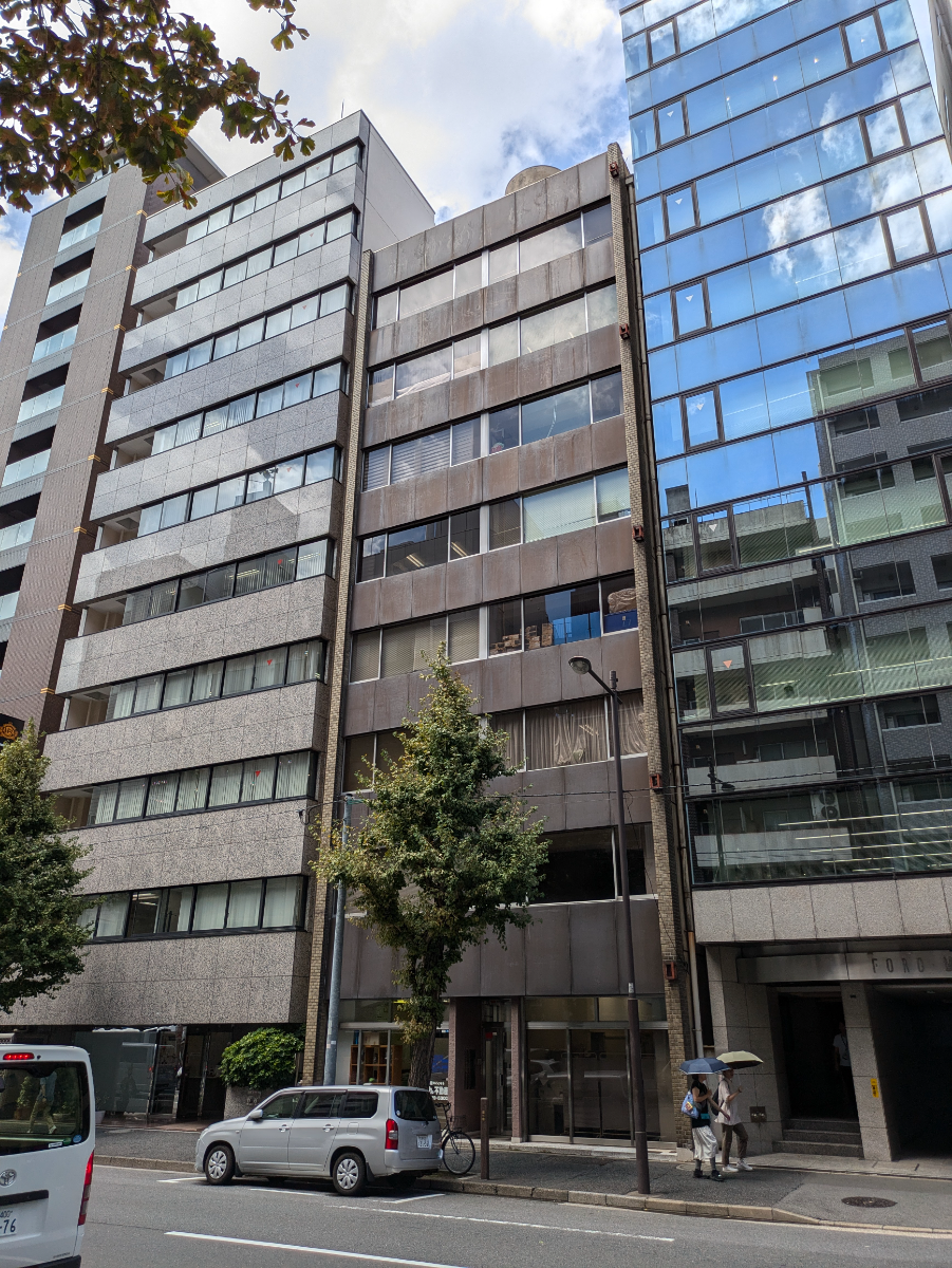 v20250427002254/fresh/building/J00100388511_1