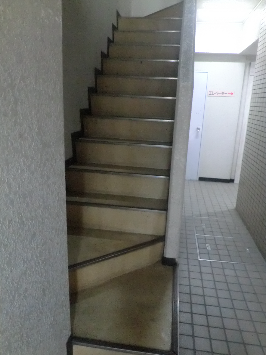 v20250427002254/fresh/building/J00100388570_10