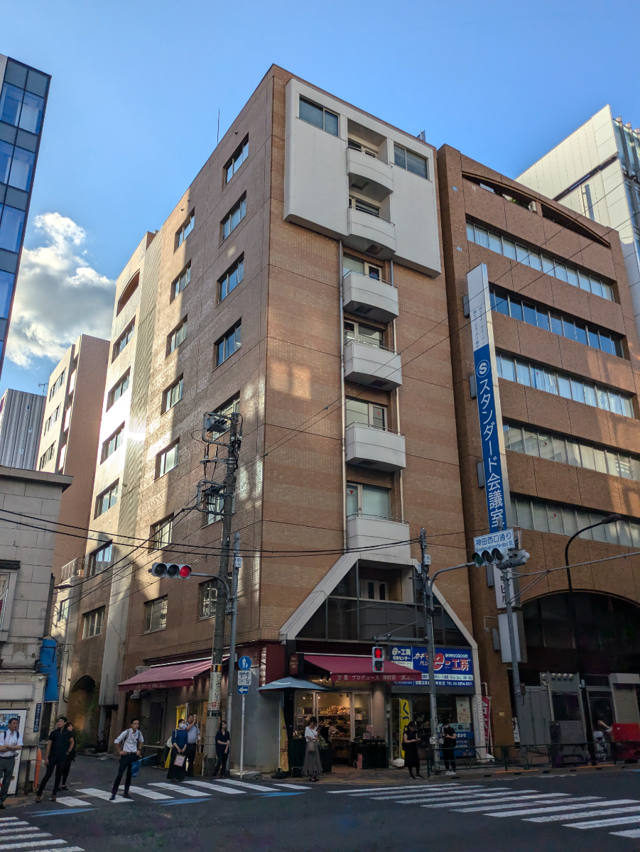 v20250427002254/fresh/building/J00100388999_1