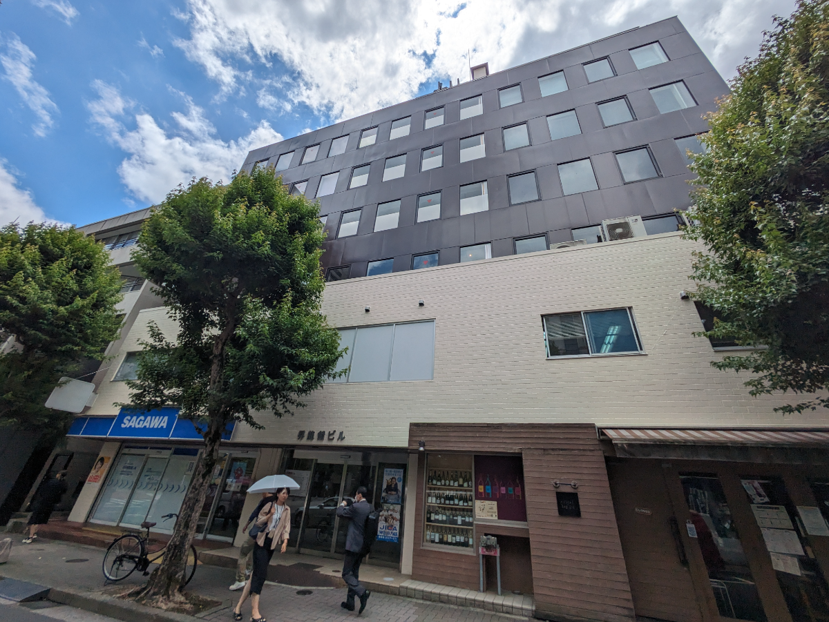 v20250427002254/fresh/building/J00100389245_1