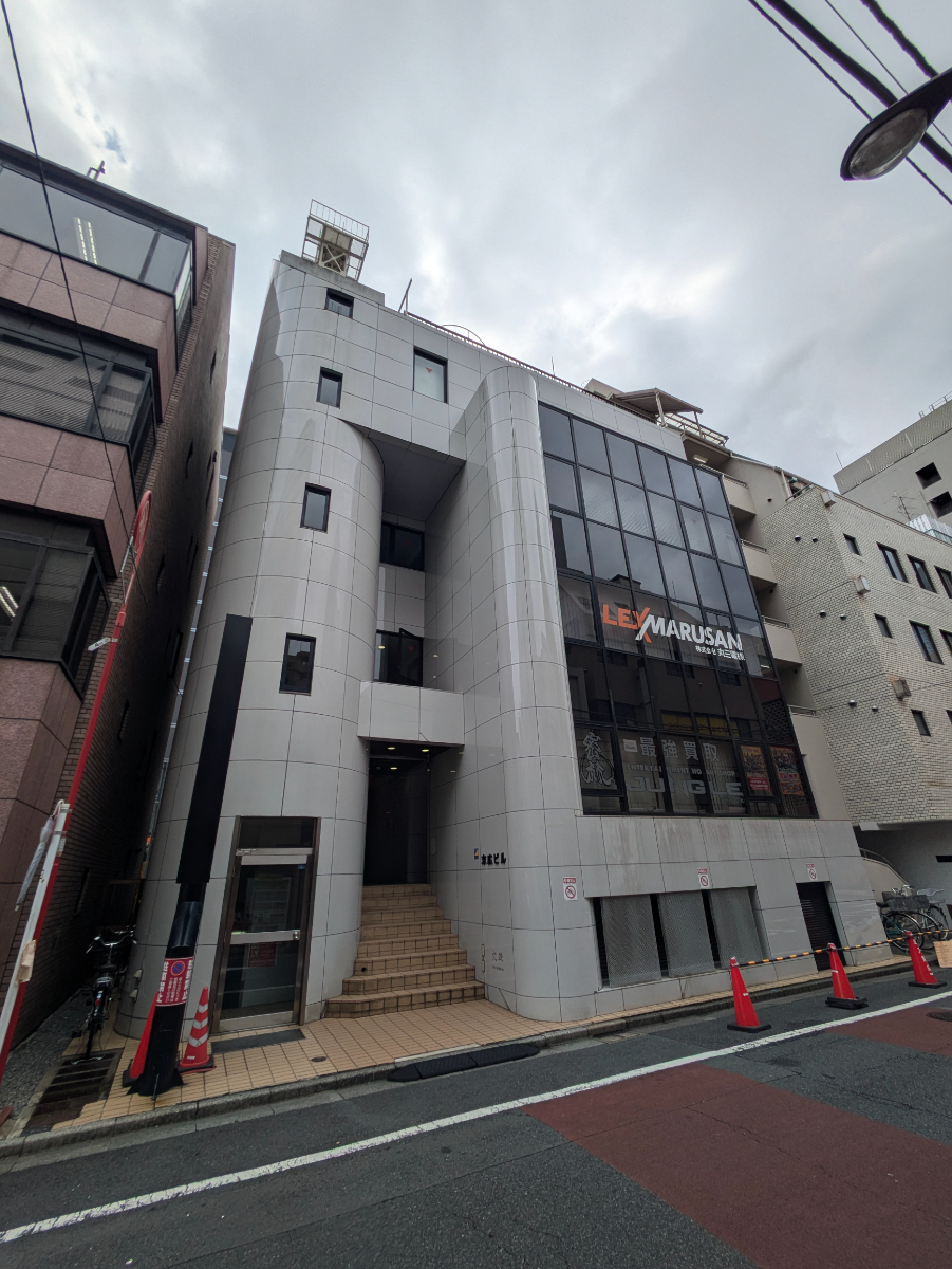 v20250427003014/fresh/building/J00100389456_6