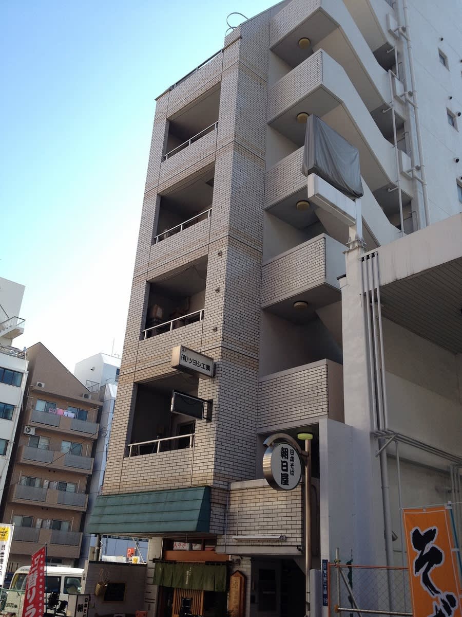 v20250427003014/fresh/building/J00100389789_1