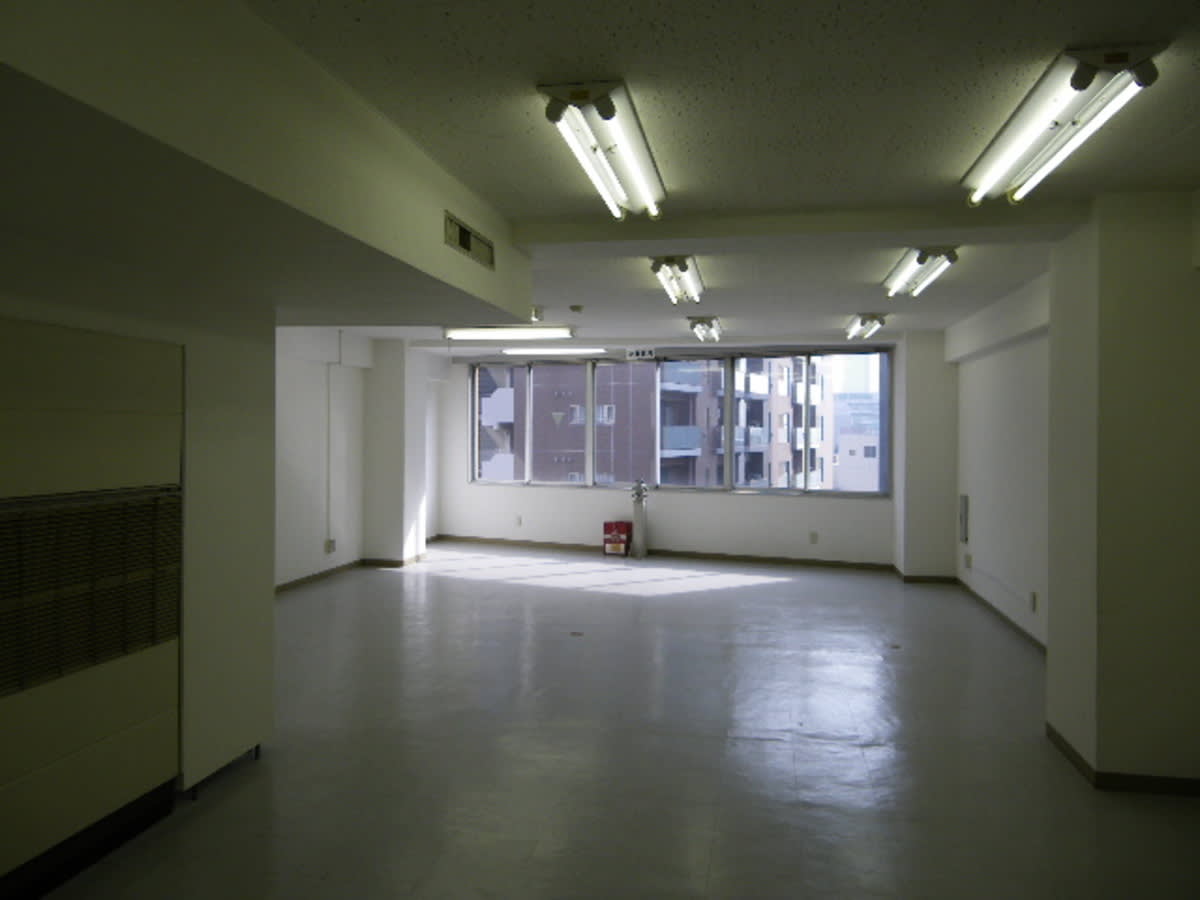 v20250427003014/fresh/building/J00100390135_6