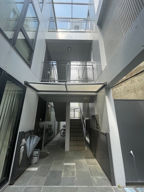 v20250427003014/fresh/building/J00100390618_8